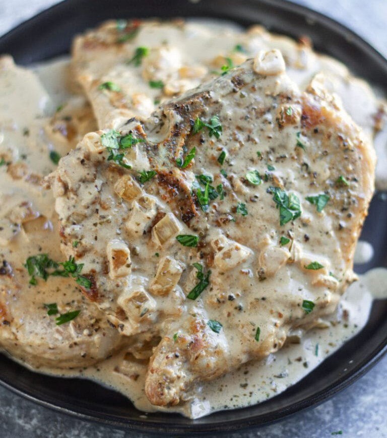 Creamy Garlic Pork Chops